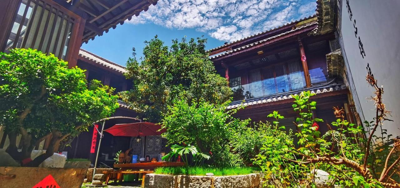 Qingxin Courtyard Art Guesthouse ต้าหลี่ ภายนอก รูปภาพ