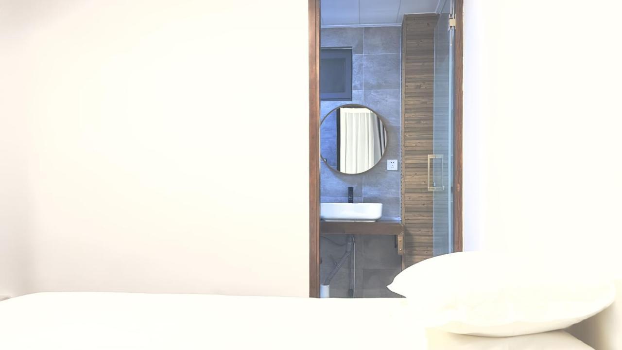 Qingxin Courtyard Art Guesthouse ต้าหลี่ ภายนอก รูปภาพ