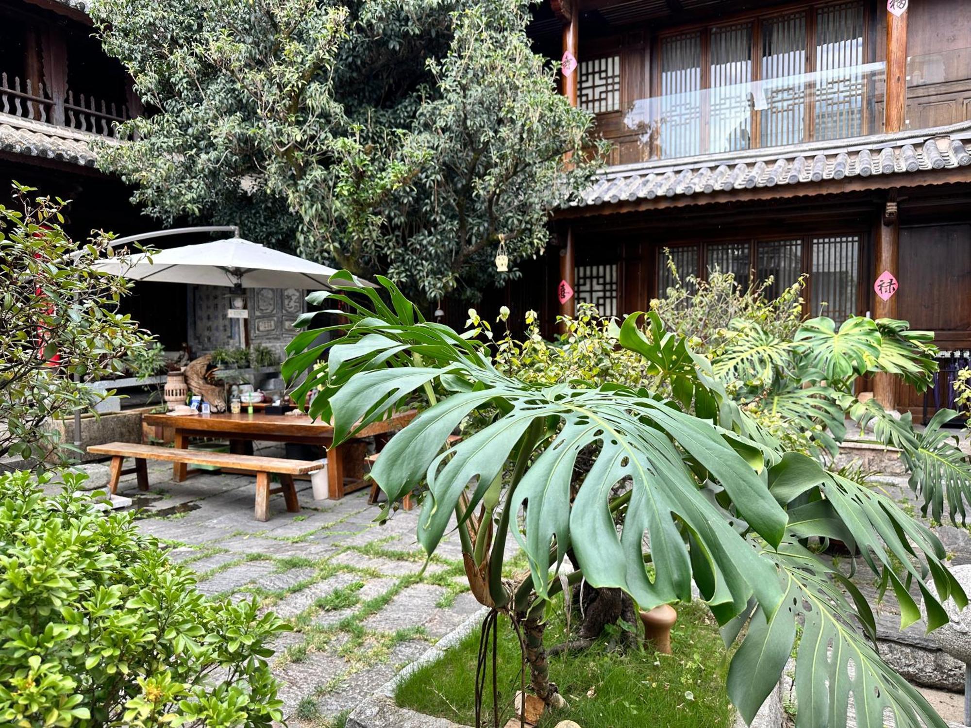 Qingxin Courtyard Art Guesthouse ต้าหลี่ ภายนอก รูปภาพ
